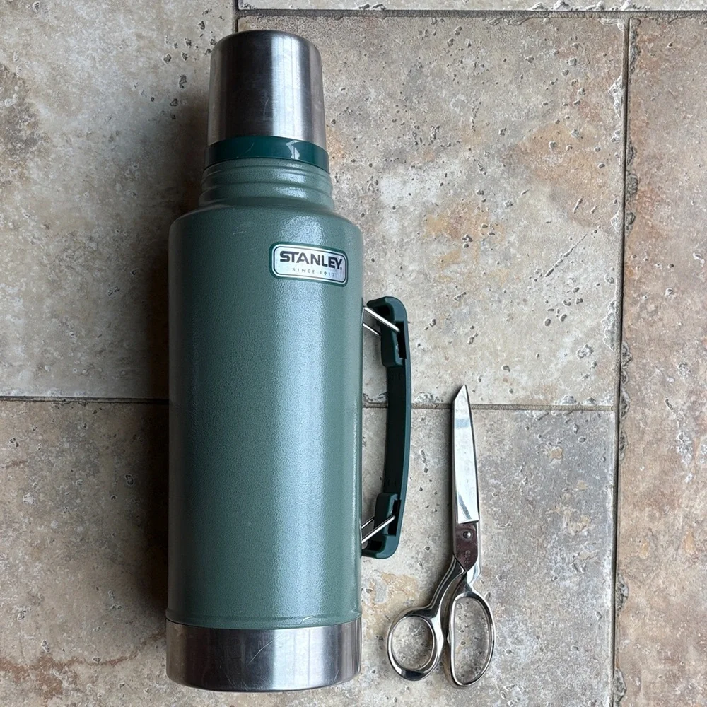 Stanley Classic Green Thermos with Silver Accents - Picture 2 of 11